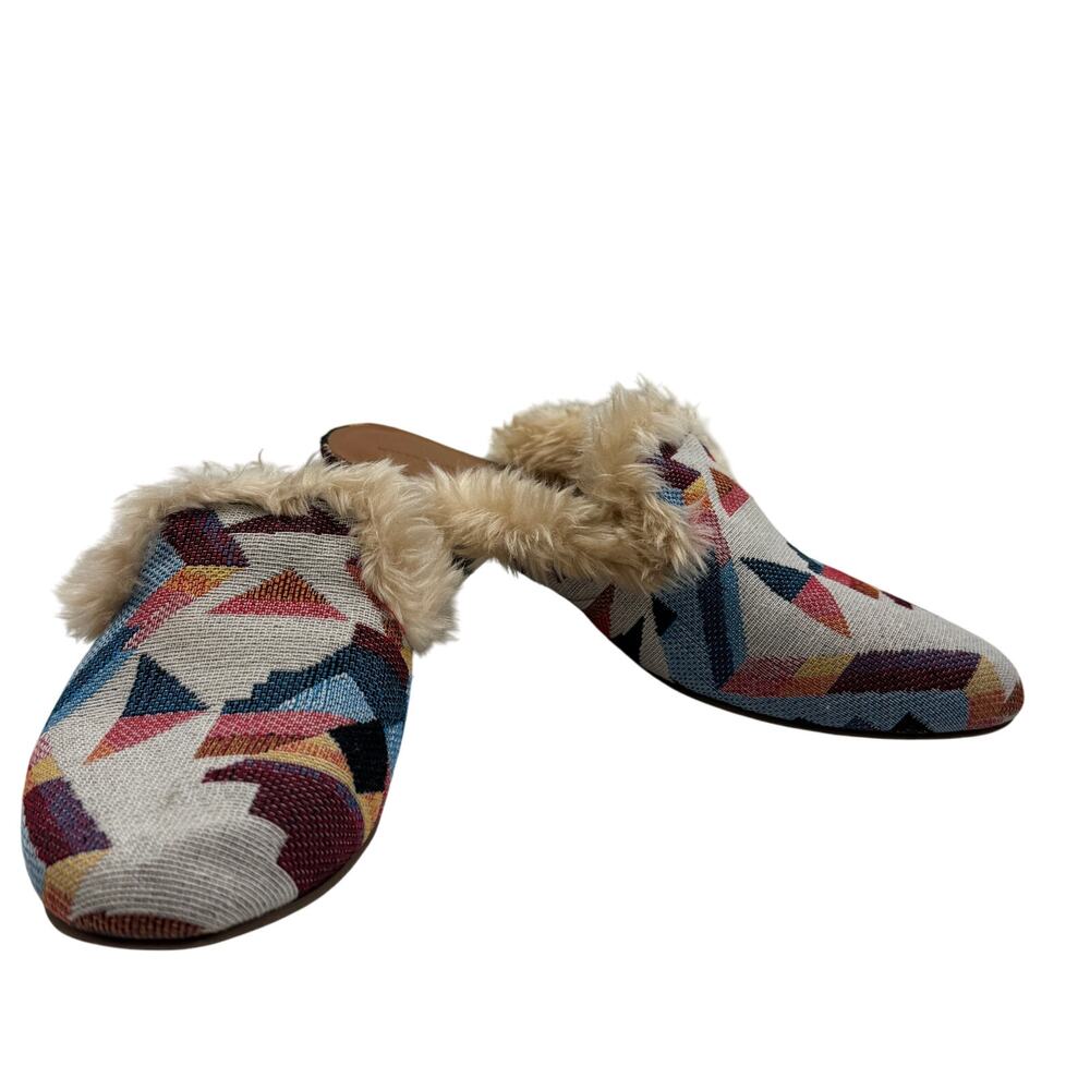 Universal Thread Multicolor Geometric Faux Fur-Trim Slip-On Flats